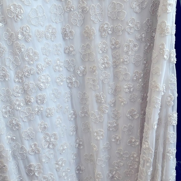 (148) ❤️ BNWT Mac Duggal HIGH NECK FLUTTER CAP SLEEVE GOWN $598 - Picture 7 of 8